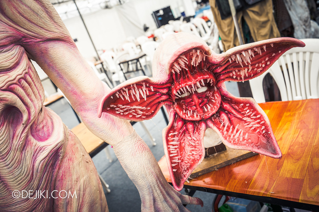 USS Halloween Horror Nights 8 Stranger Things haunted house maze BACKSTAGE Demogorgon costume suit and mask
