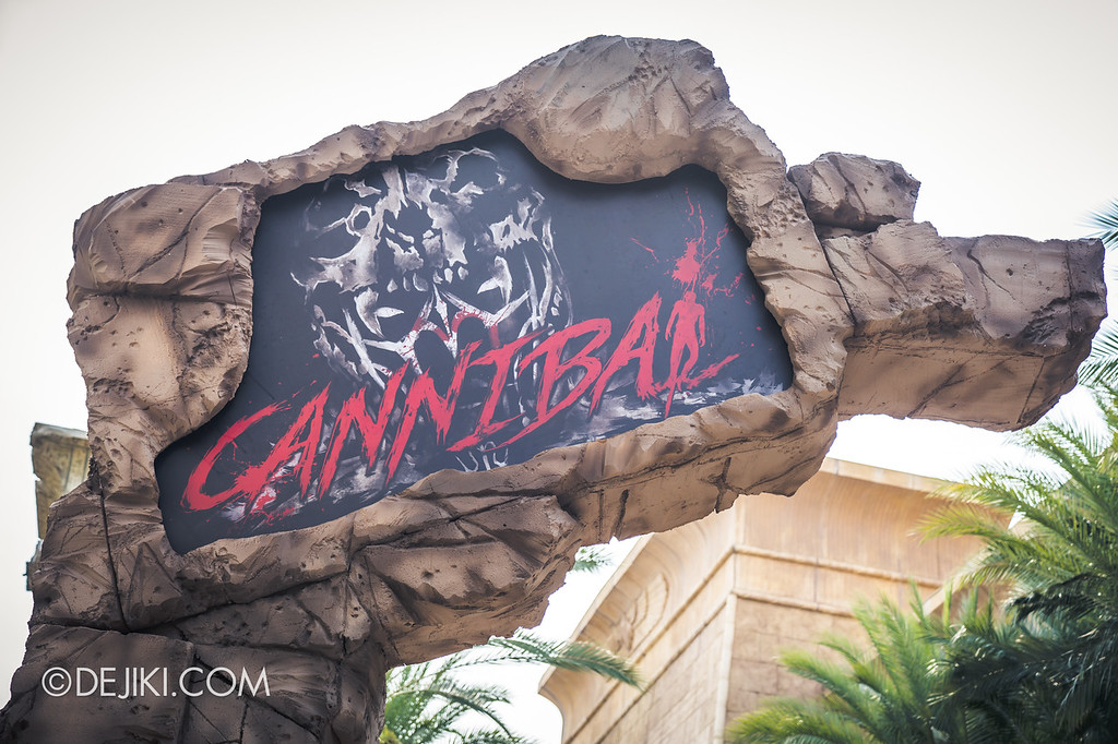 Universal Studios Singapore Halloween Horror Nights 8 / Cannibal scare zone entrance marquee