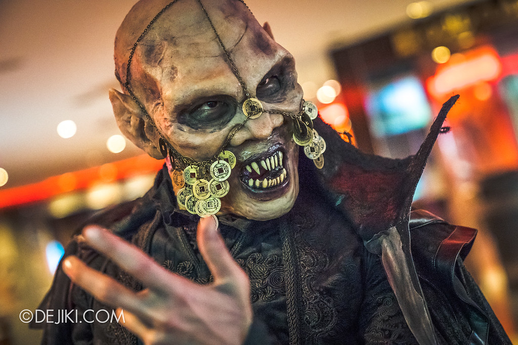 Universal Studios Singapore Halloween Horror Nights 8 / Scare Actor Appearances Lu Xi Fa closeup