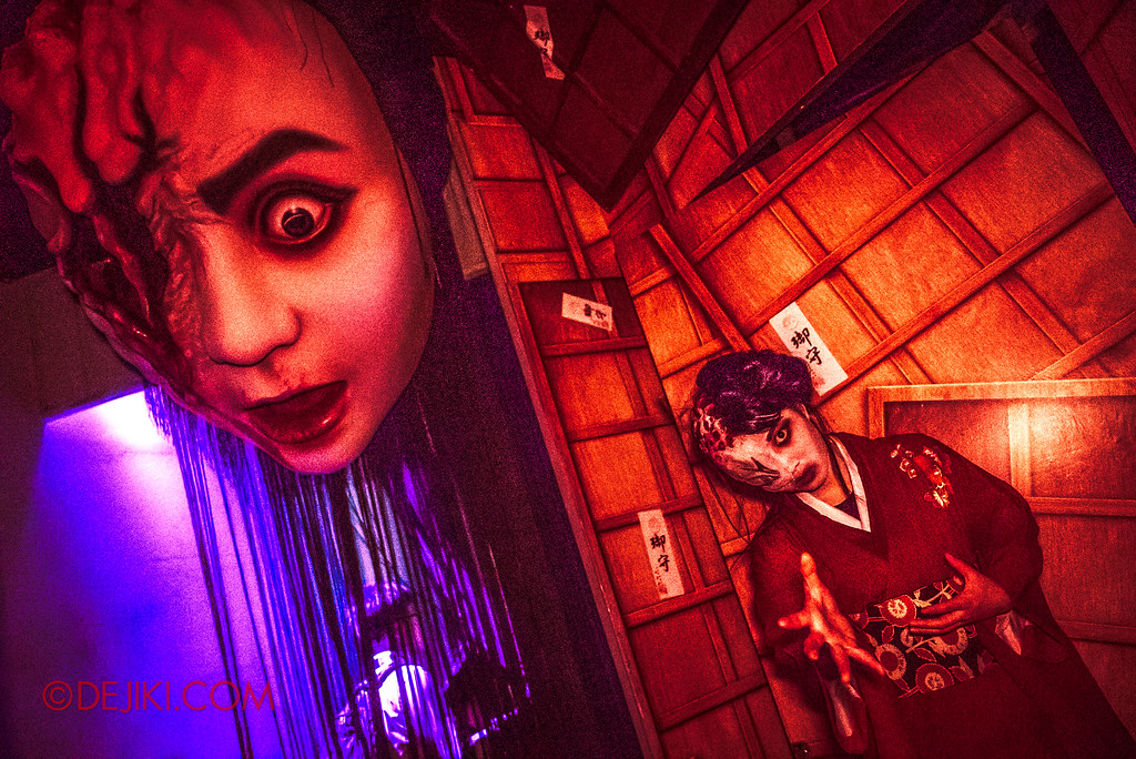 Universal Studios Singapore Halloween Horror Nights 8 - The Haunting of Oiwa haunted house Oume punishment