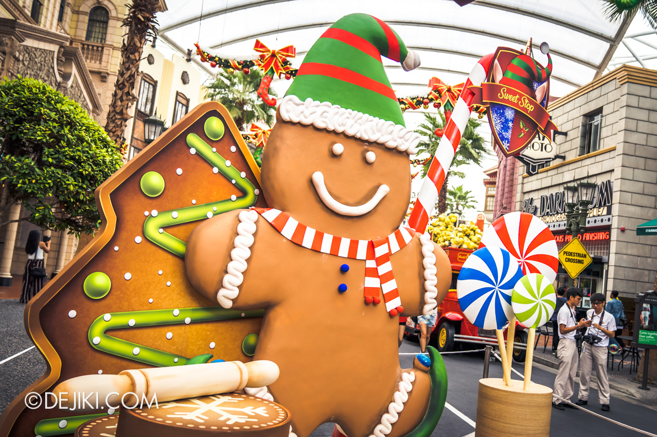 Universal Studios Singapore - Universal Christmas 2018 Elf Town Sweet Stop Gingerbread