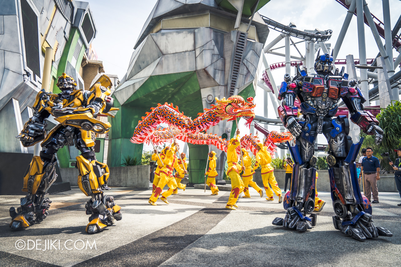 Universal Studios Singapore - Chinese New Year 2019 auspicious dragon trail parade show Transformers Sci Fi City
