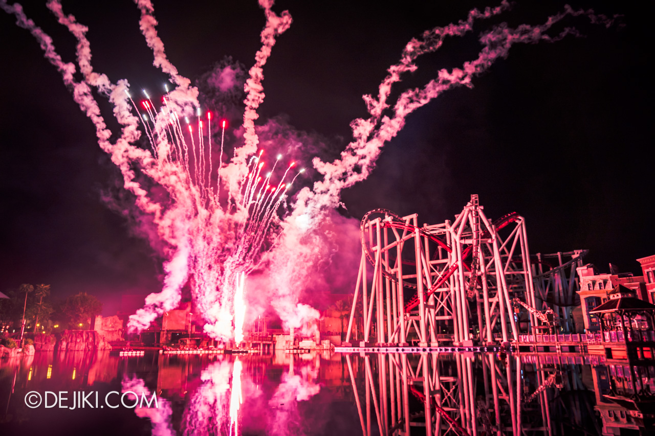 Universal Studios Singapore - Universal After Hours 2019 Lake Hollywood Spectacular red