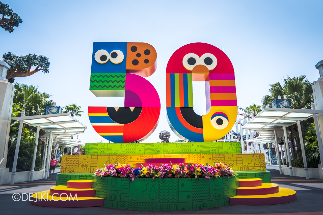 Universal Studios Singapore - Sesame Street 50 Years and Counting Celebration hollywood stage empty 50 cake