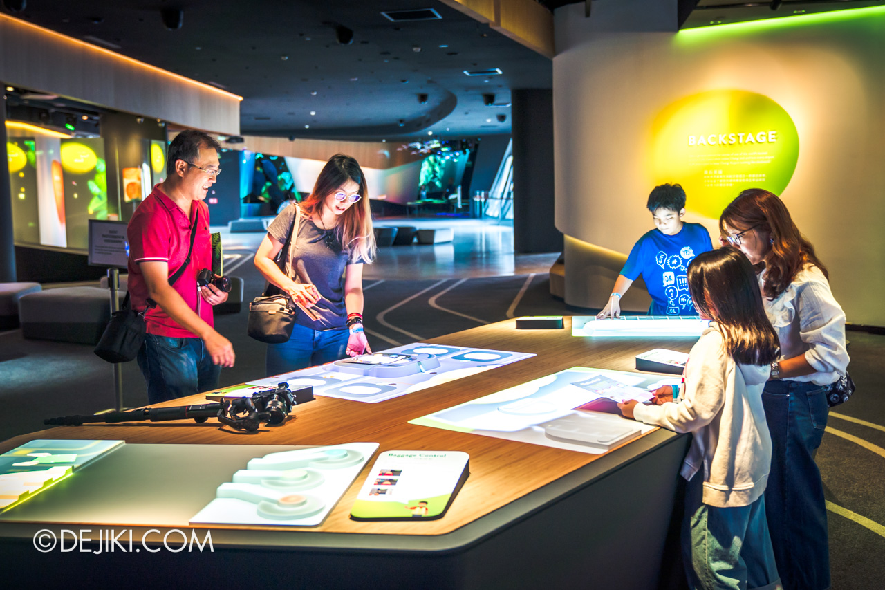 Jewel Changi Airport - Changi Experience Studio 6 - Backstage games