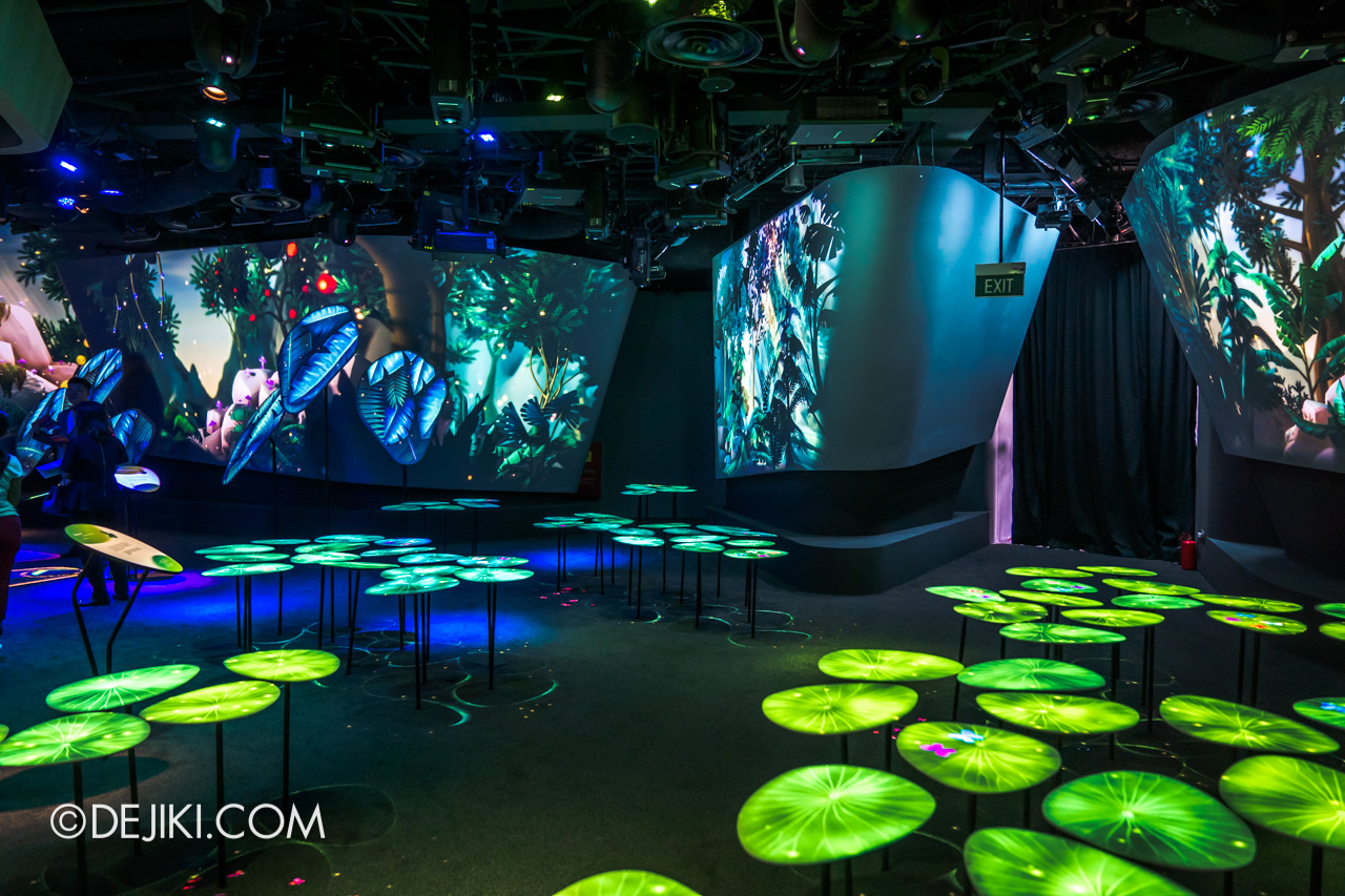 Jewel Changi Airport - Changi Experience Studio 8 - Garden of Harmony lilypads
