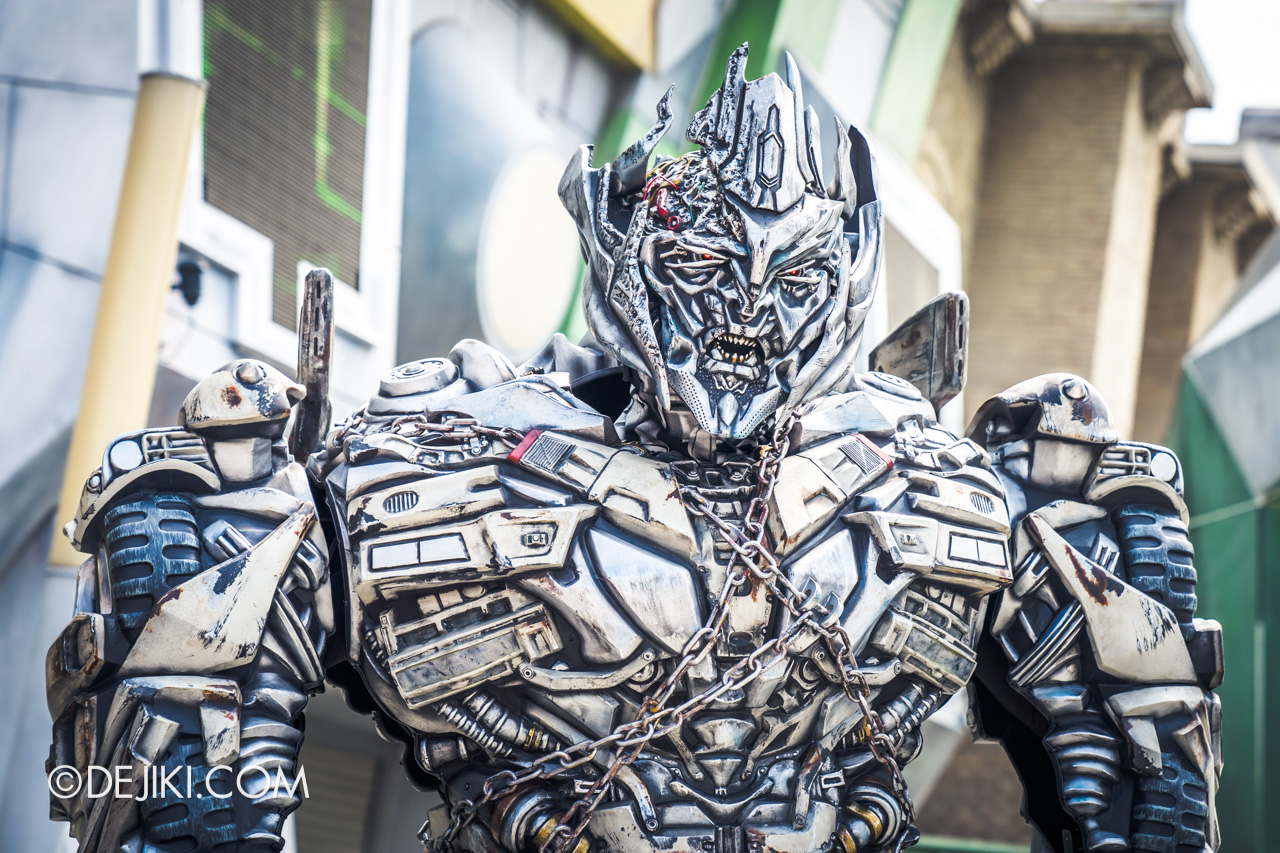 USS 2019 Universal Summer event Talking Megatron solo closeup