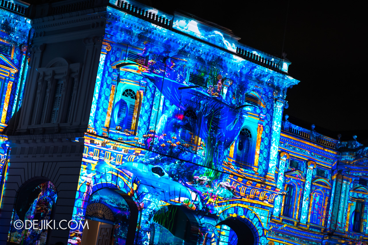 Singapore Night Festival 2019 - 01 Keep Dreaming by Spectaculaires at National Museum of Singapore closeup