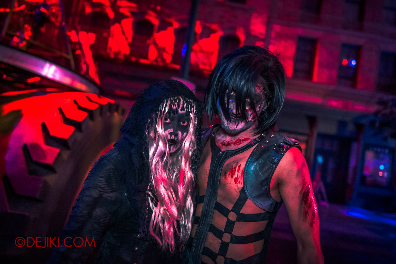 USS Halloween Horror Nights 9 Death Fest scare zone 3 death metal fan couple