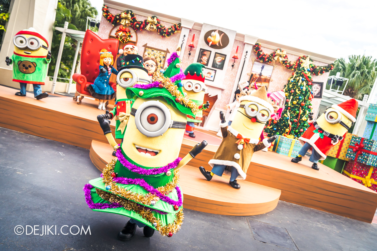 Universal Studios Singapore A Universal Christmas 2019 event Despicable Me Family Christmas minions