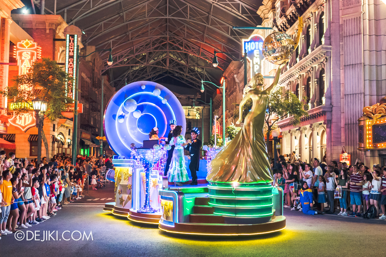 Universal Studios Singapore Hollywood Dreams Light up Parade Night Hollywood