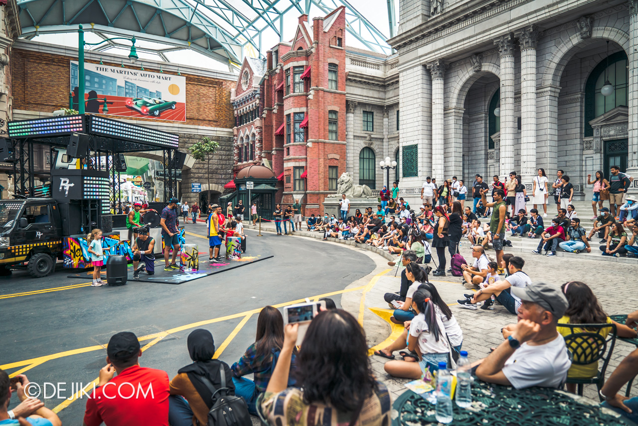 Universal Studios Singapore Park Update Feb 2020 Lower crowds around the park Rhythm Truck