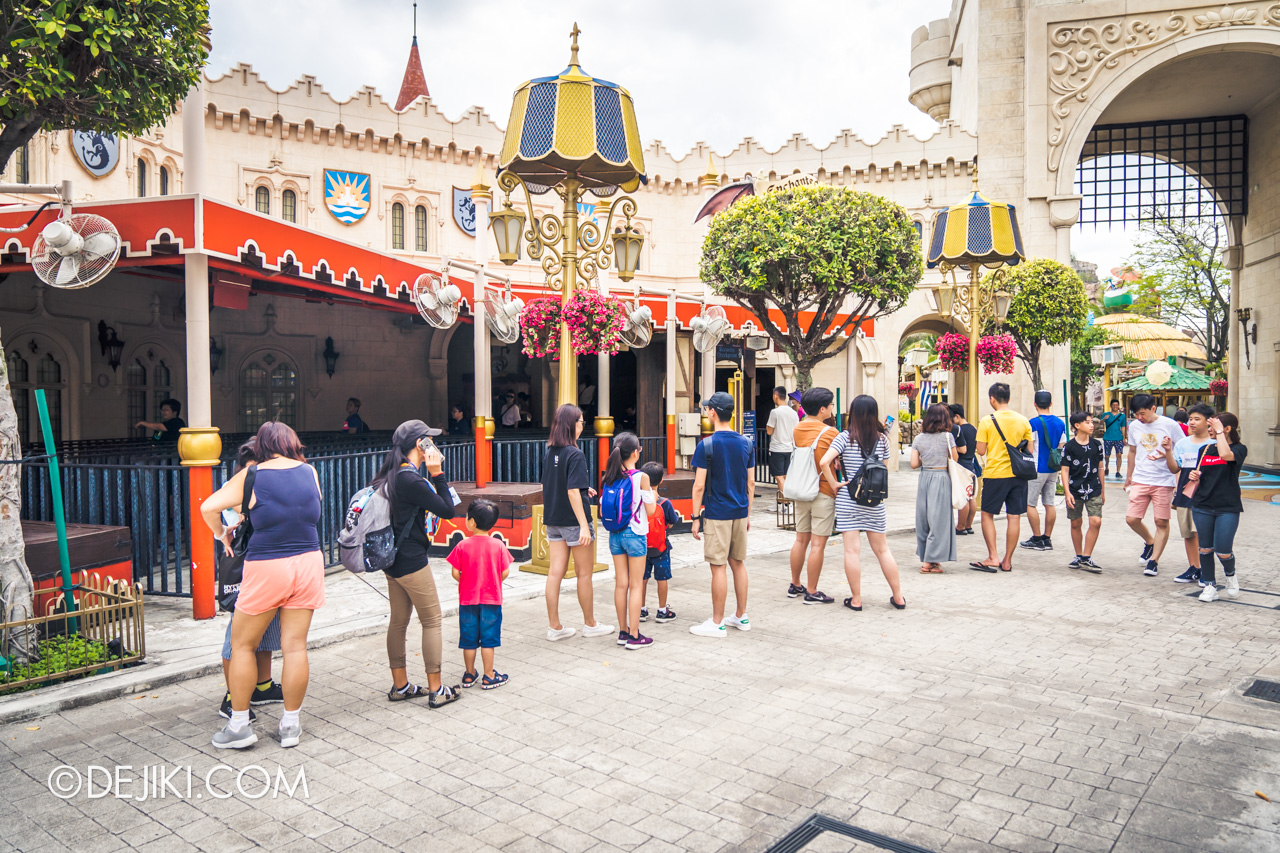 Universal Studios Singapore Covid 19 Park Update Mar Apr 2020 Social distancing measures longer queues for rides