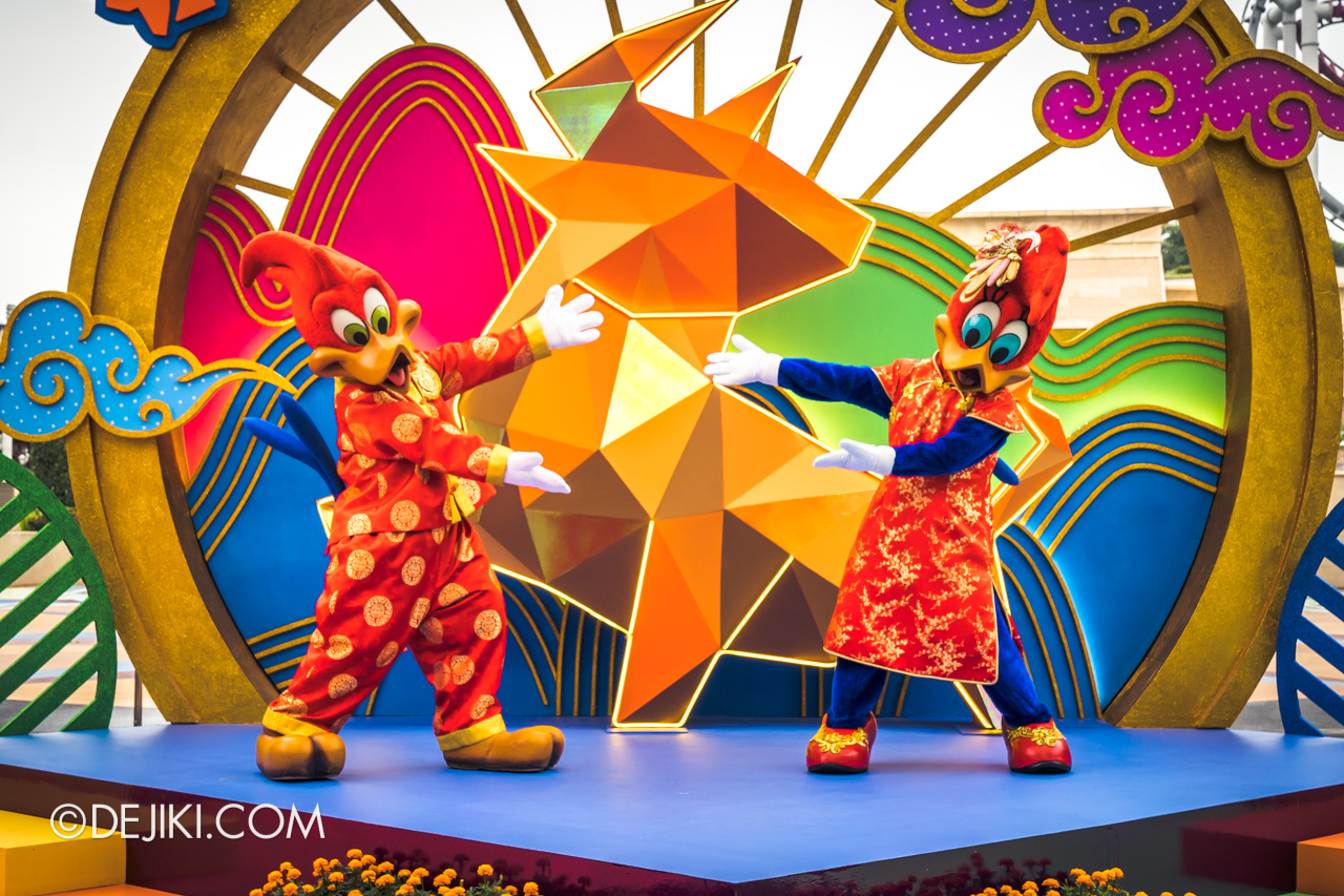 Universal Studios Singapore Park Update Jan 2021 Winnie Woodpecker and Woody Woodpecker Chinese New Year outfits 2