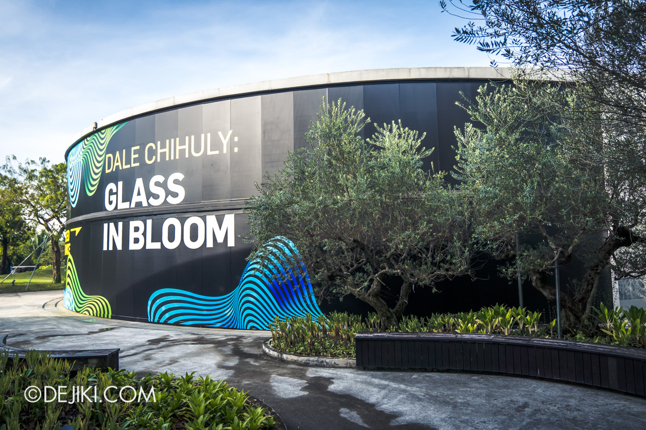 Gardens by the Bay Chihuly in Bloom Glass in Bloom Indoor Gallery building