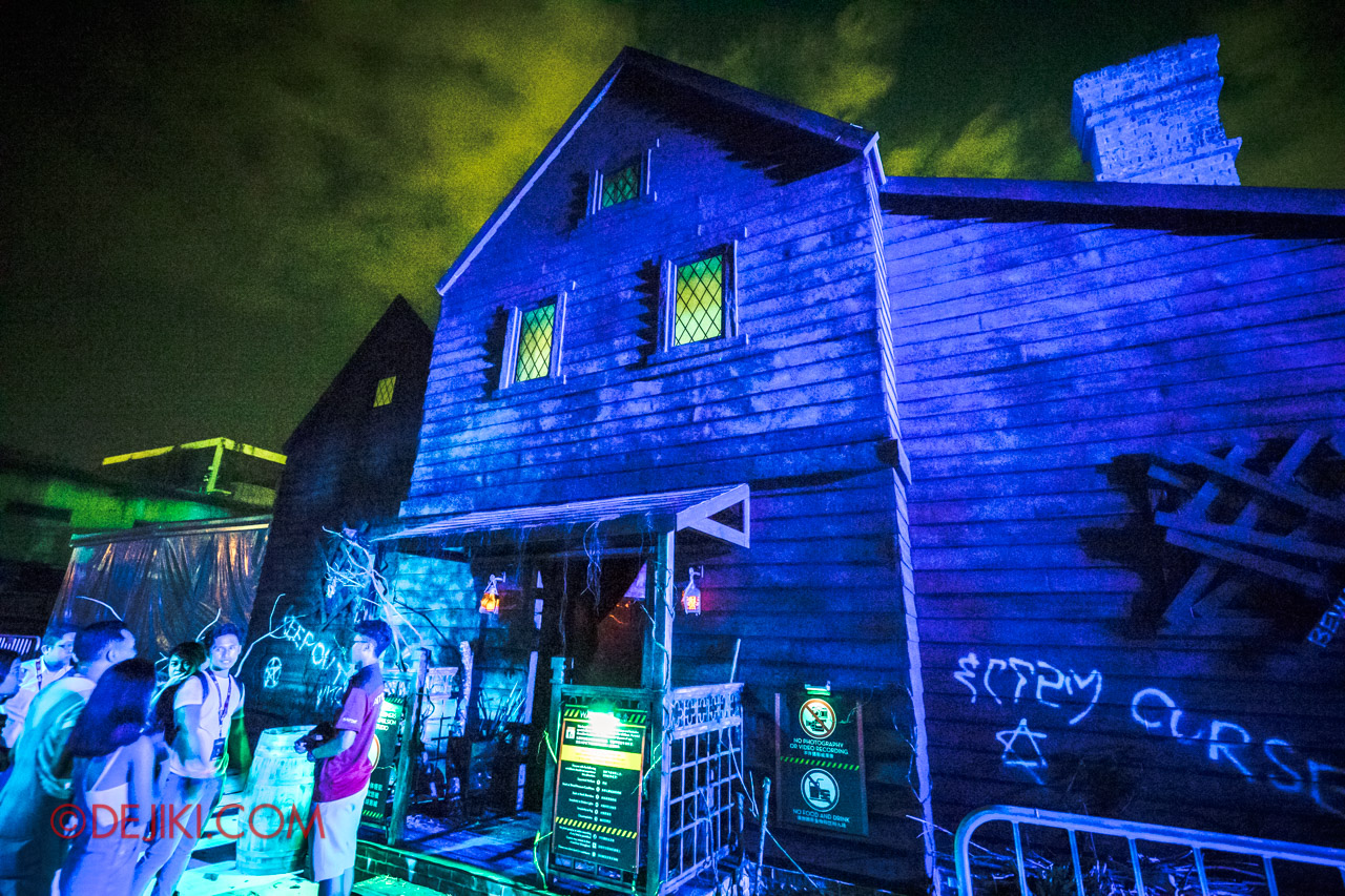 HHN6 Salem Witch House