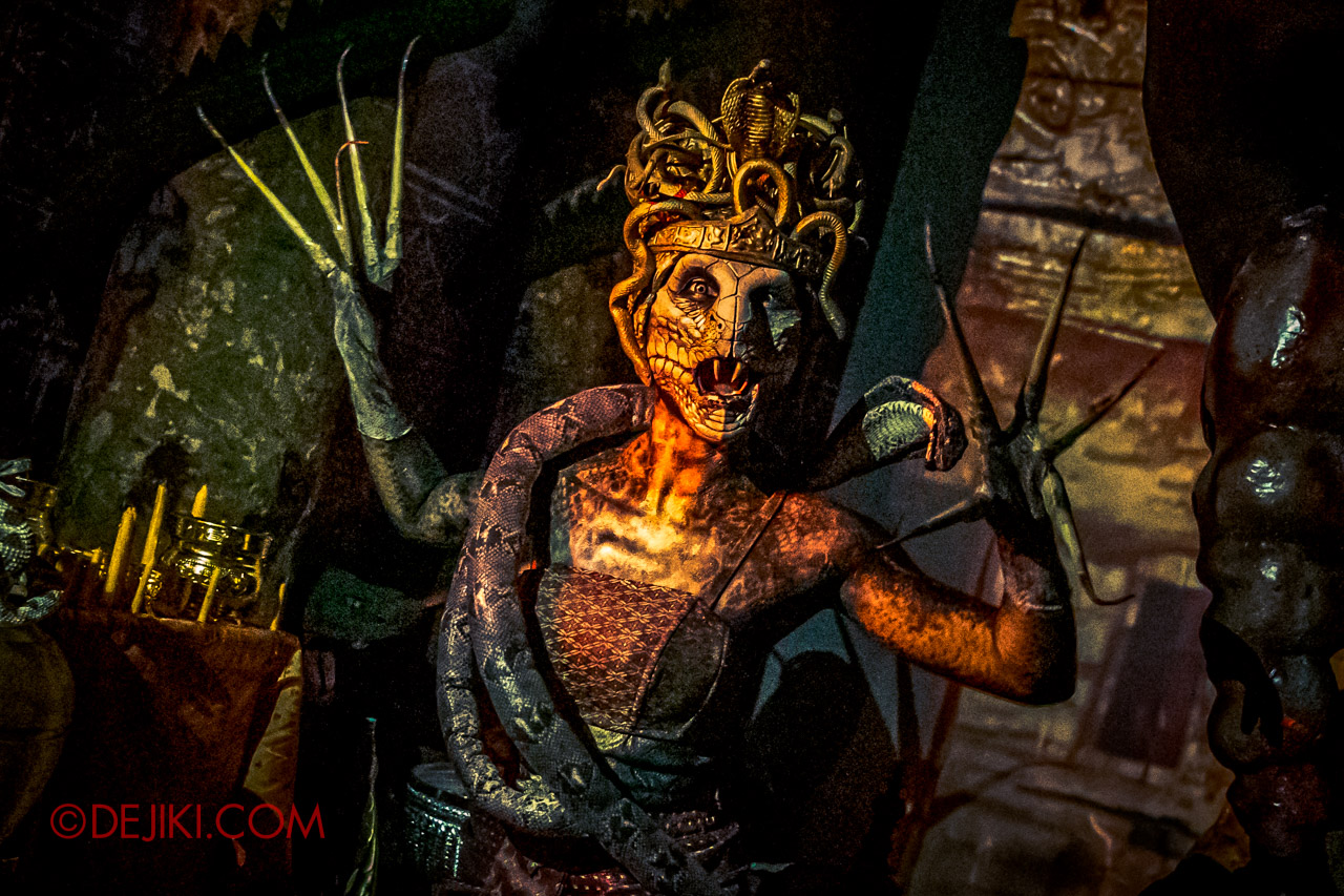 HHN9 Curse of the Naga Haunted House with Icon Serpentine Spirit hero