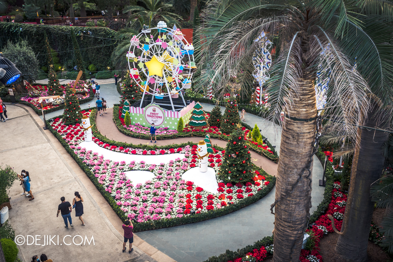 Gardens by the Bay Poinsettia Wishes 2021 Christmas Day Flower Field birds eye view