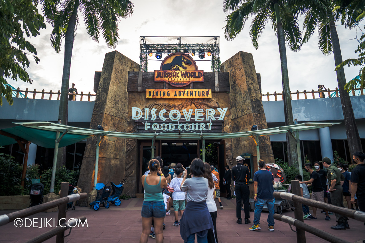 USS Jurassic World Dominion Dining Adventure 1 Discovery Food Court Entrance