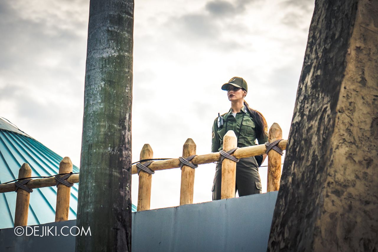 USS Jurassic World Dominion Dining Adventure 1 Discovery Food Court Ranger on Lookout