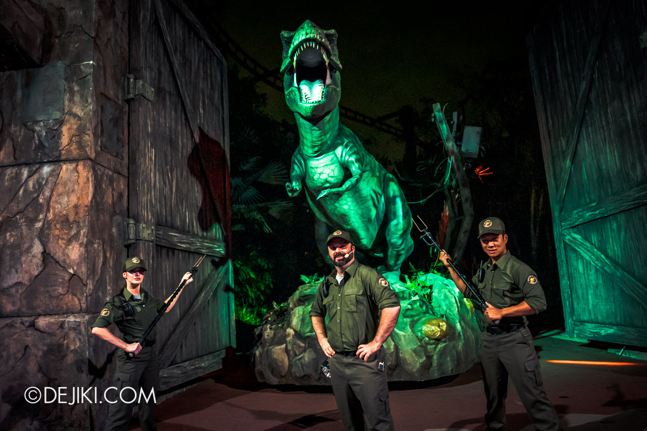 USS Jurassic World Dominion Dining Adventure 5 Final Meet and Greet T Rex at Jurassic Park Gates Rangers Team Photo Alex