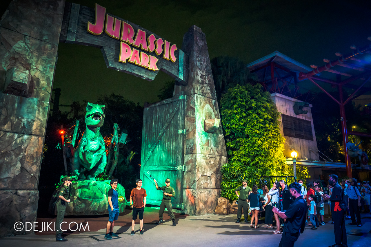 USS Jurassic World Dominion Dining Adventure 5 Final Meet and Greet T Rex at Jurassic Park Gates