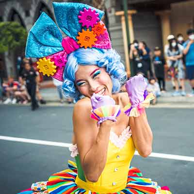 USS Trick or Thrills Daytime Halloween event Sweet Sour Squad Parade sq2