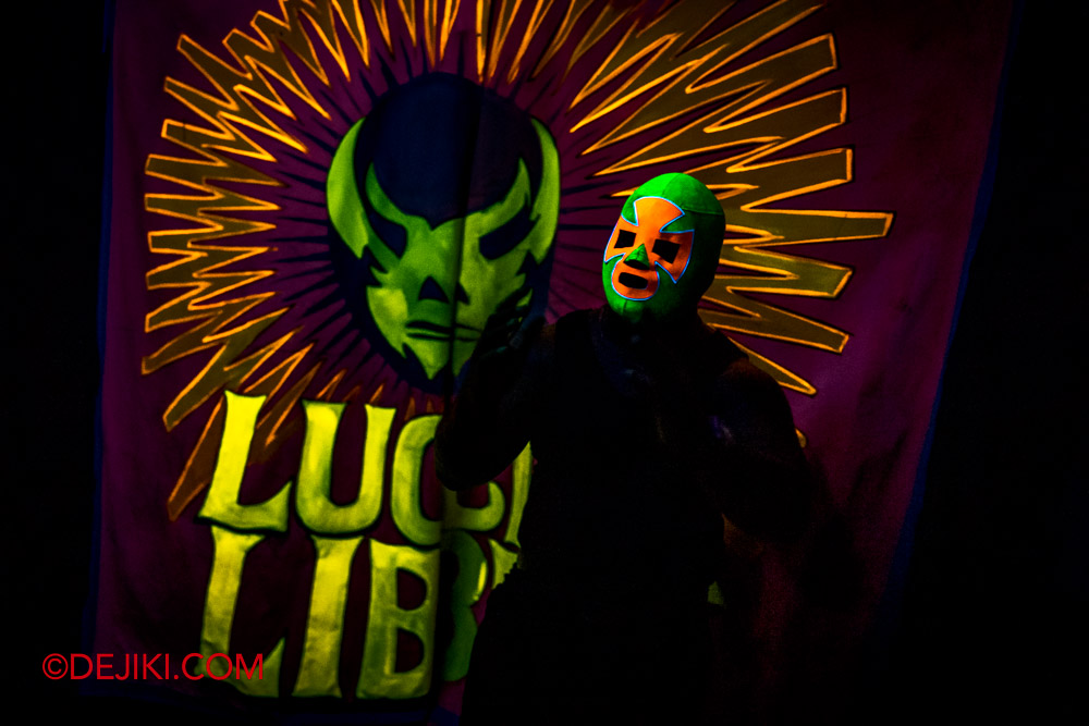 Sunway Lagoon Nights of Fright 8 NOF8 Lucha Libre Haunted House 2 inside preshow