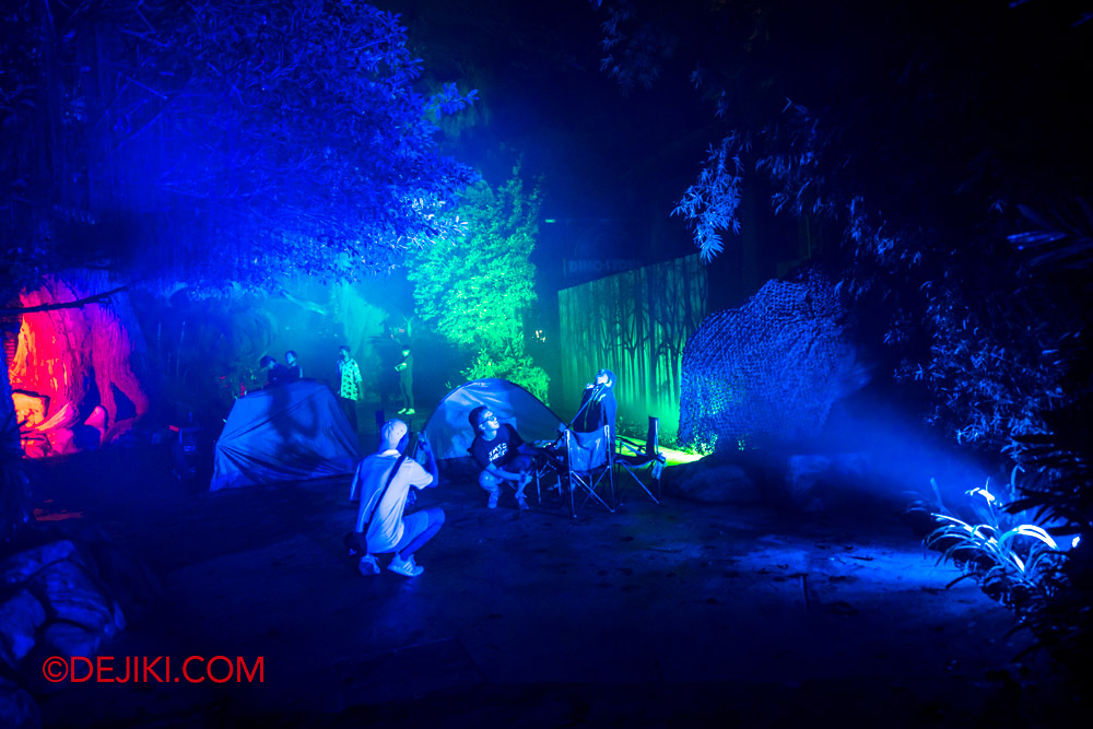 USS Halloween Horror Nights 10 Scare Zone The Hunt for Pontianak 1 camp site