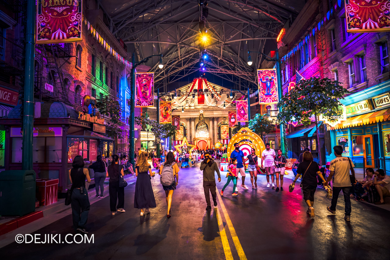 Universal Studios Singapore Park Update 2022 A Universal Christmas New York Night street view