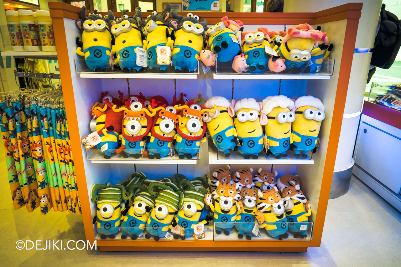 Universal Studios Singapore Chinese New Year 2023 Zodiac Minions Plush in Minion Mart