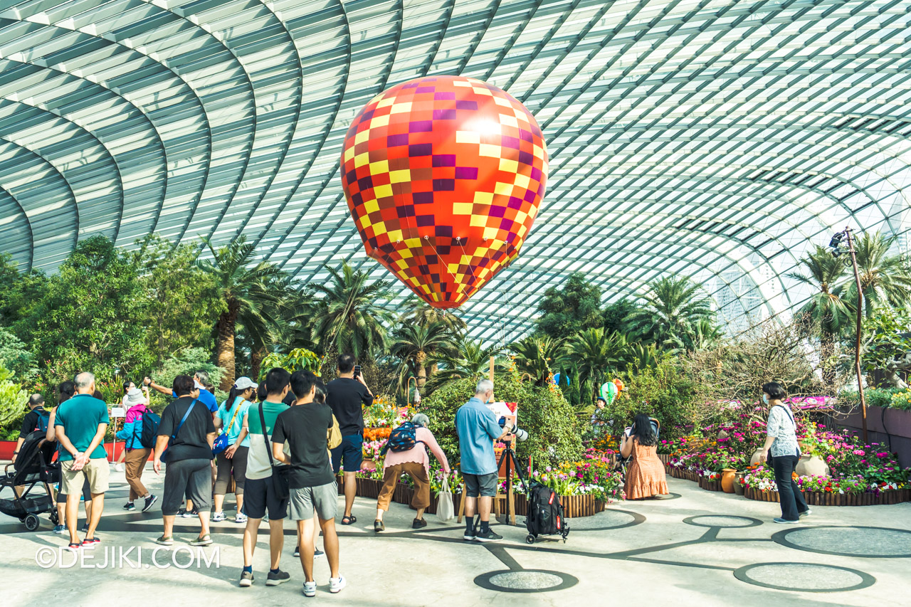 Gardens by the Bay Tulipmania 2023 Flower Dome 2 Foyer Hot Air Balloon