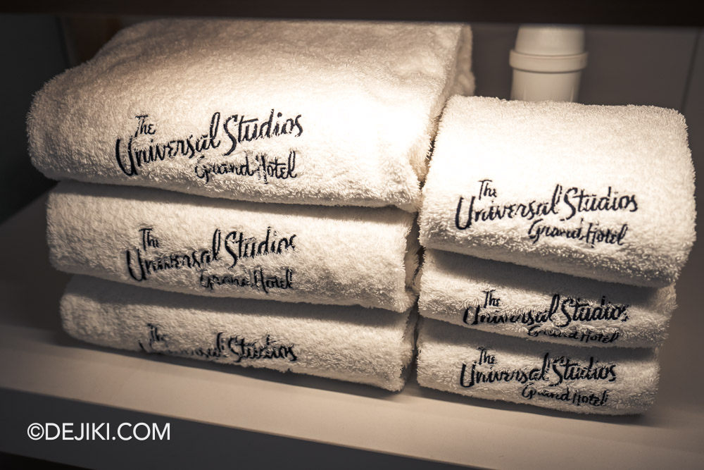 Universal Beijing Resort The Universal Studios Grand Hotel Standard Room Towels