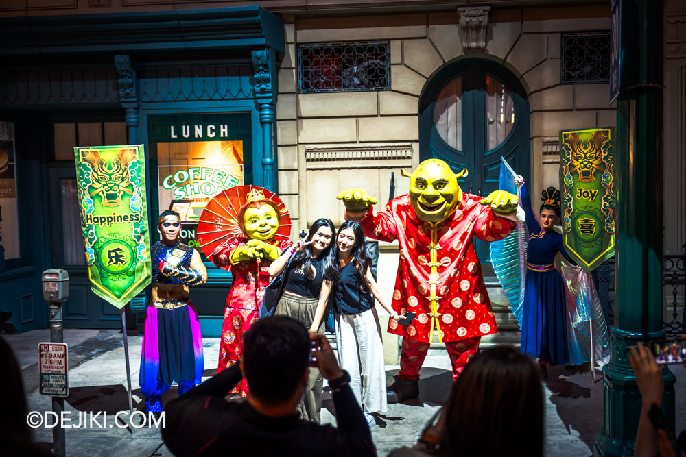Universal Studios Singapore Chinese New Year 2024 event Dragon of Destiny night show 11 Meet and Greet Princess Fiona and Shrek