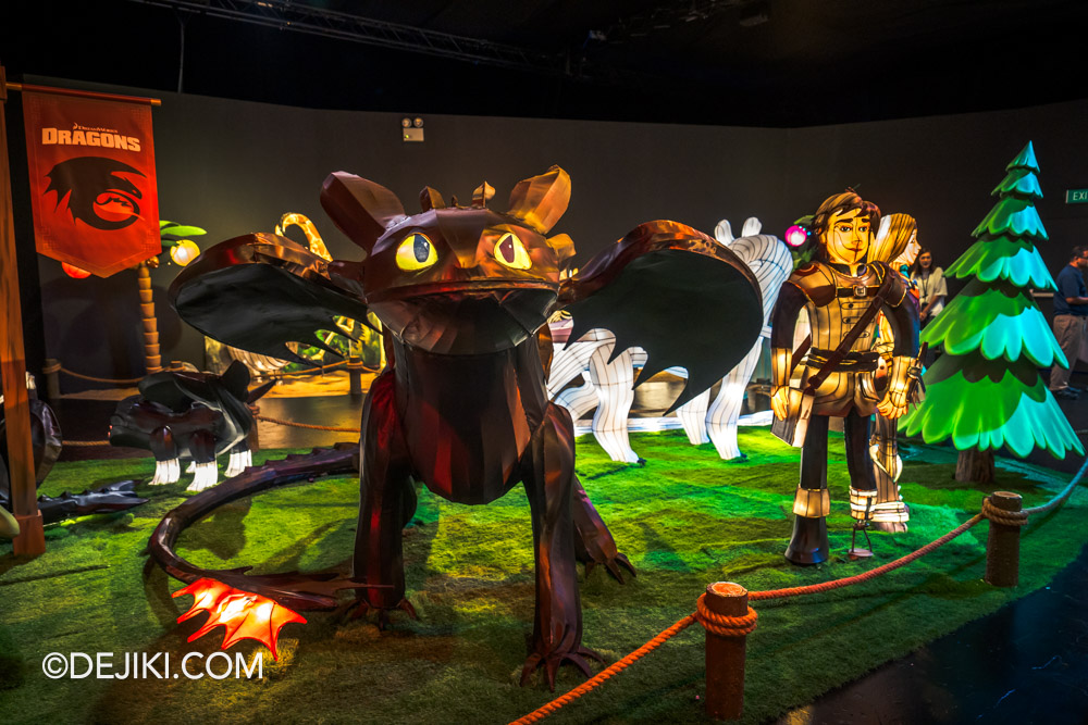 Universal Studios Singapore Chinese New Year 2024 event Dreamworks Lunar Light Up 4 How to train your Dragon Toothless
