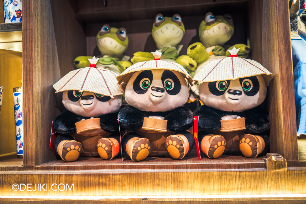 Universal Studios Singapore Chinese New Year 2024 event Kung Fu Panda merchandise booth 1 Dragon Warrior Po plush
