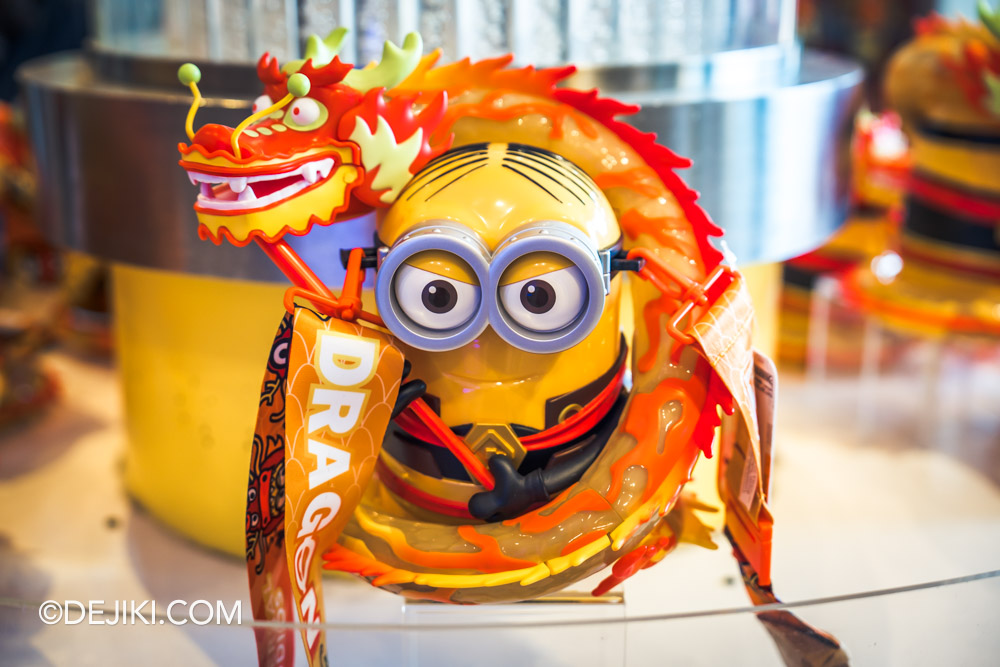 Universal Studios Singapore Chinese New Year 2024 event merchandise Year of the Dragon Minion Dragon dancer Dave popcorn bucket