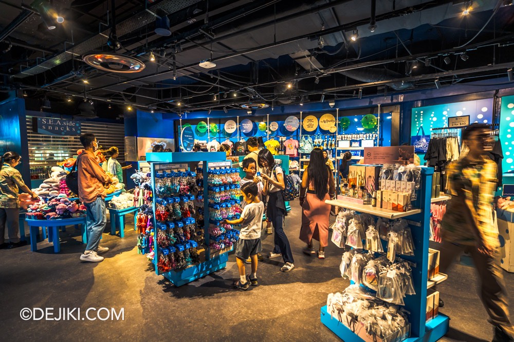 SEA Aquarium at Resorts World Sentosa 2024 6 Sea side Snacks and SEAA Treasures retail store