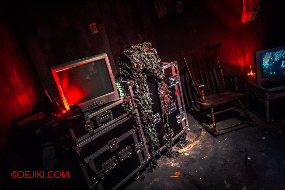 USS Halloween Horror Nights 12 Review by Dejiki Haunted Singapores Most Haunted 1 conspiracy room