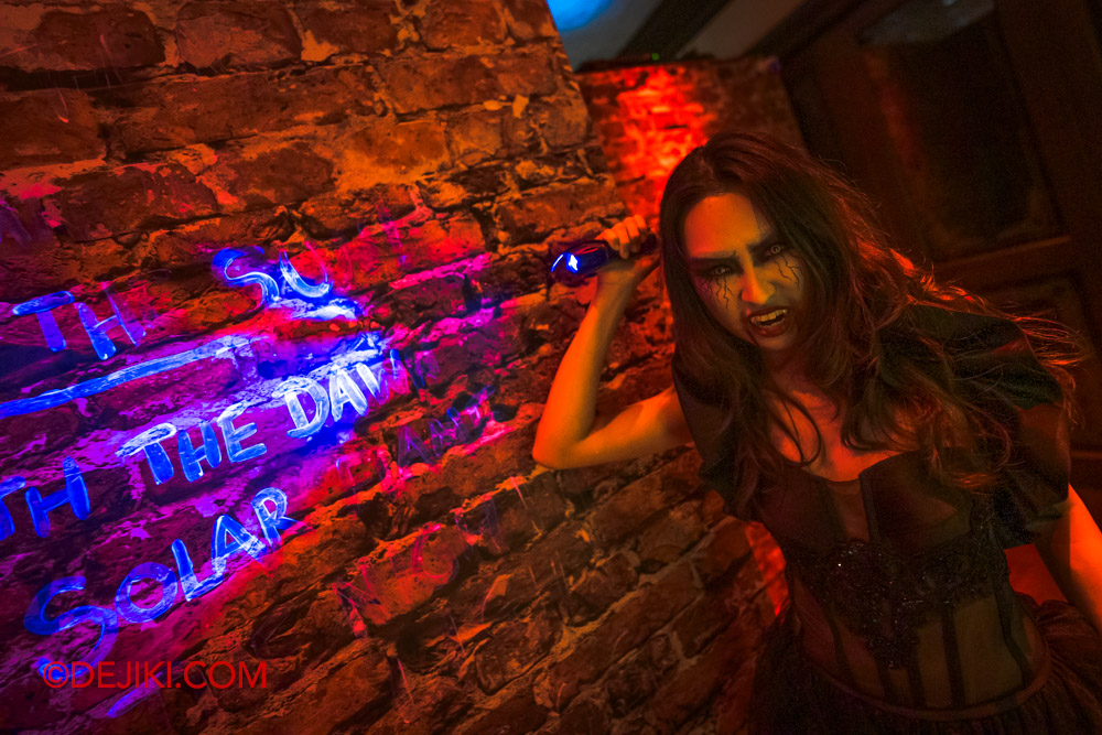 USS Halloween Horror Nights 12 Review by Dejiki Special Experience Viper Lounge Secret