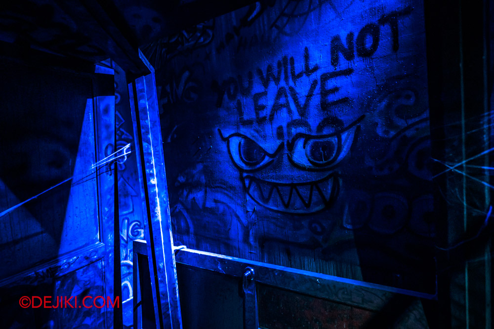 USS Halloween Horror Nights 12 Dejiki Review Haunted House walkthrough Singapores Most Haunted The Killings 4 Wall Message You Will Not Leave