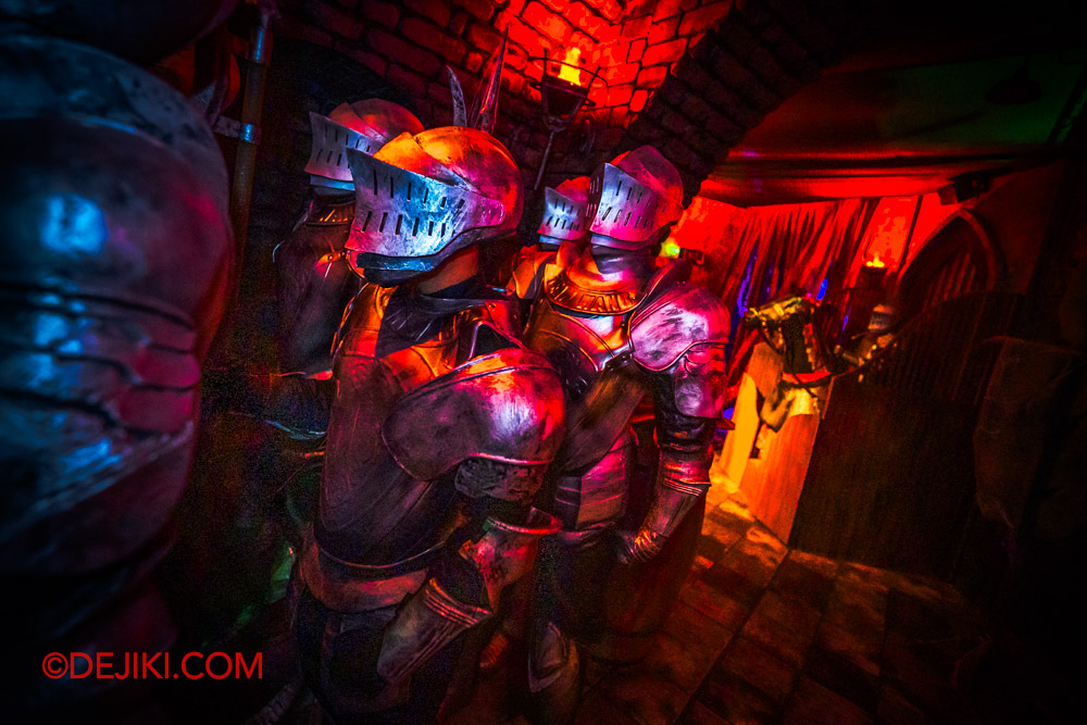 USS Halloween Horror Nights 12 Dejiki Review Haunted House walkthrough Under The Castle by TEAM WANG 6 design Armoury