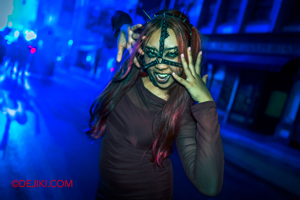 USS Halloween Horror Nights 12 Review by Dejiki Scare Zone Nether Land Under Raver Megan closeup