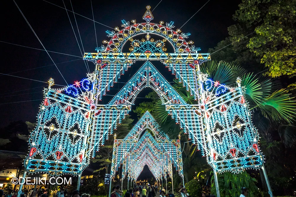 Gardens by the Bay Christmas Wonderland 2024 Spalliera Gateway at Main Entrance Dropoff Point