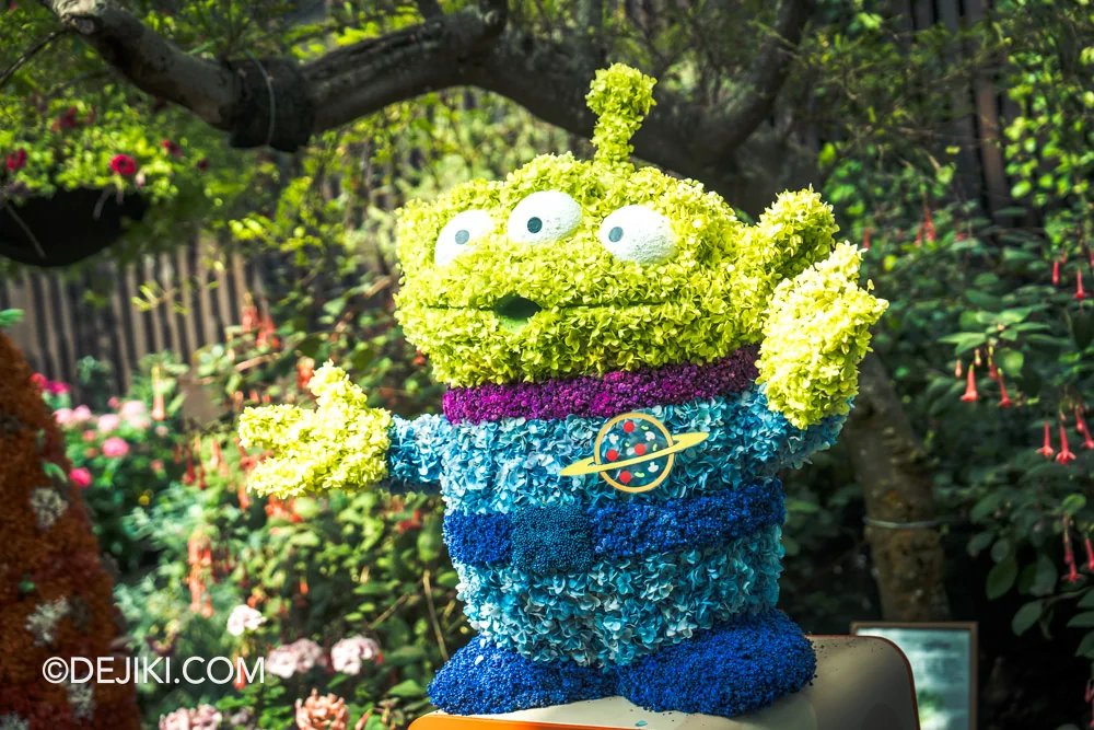 Gardens by the Bay Disney Garden of Wonder at Floral Fantasy 8 Toy Story Alien Little Green Men