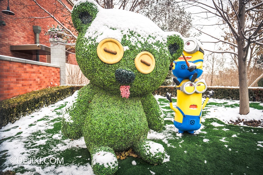 Universal Studios Beijing Resort Minion Land Gru's Neighbourhood Park Area Garden Topiary