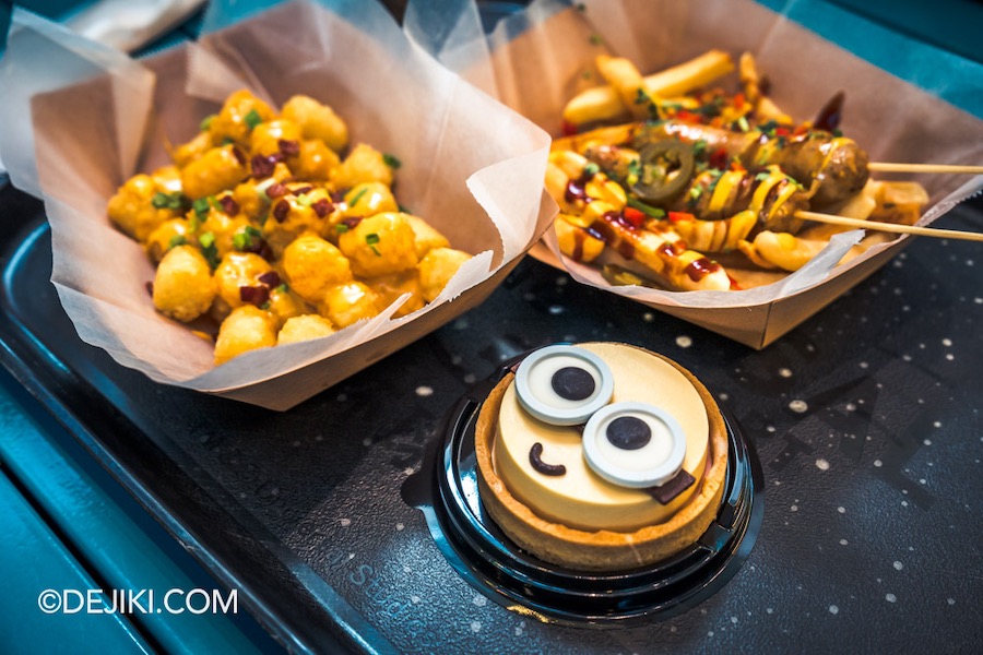 Universal Studios Beijing Resort Minion Land Super Silly Fun Land Indoor Dining Silly Snax food detail