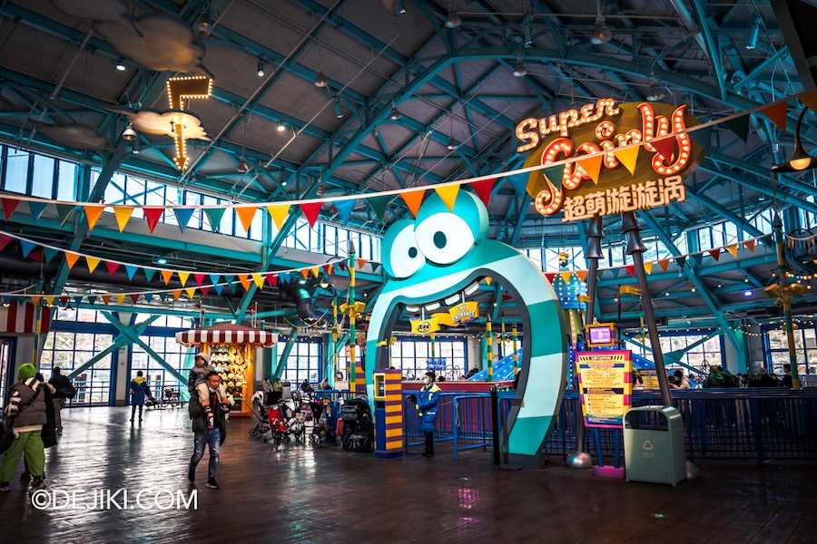 Universal Studios Beijing Resort Minion Land Super Silly Fun Land Indoor ride Super Swirly dumbo spinner area overview