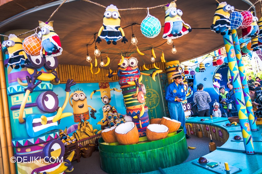 Universal Studios Japan Minion Park Carts Carnival Games Banana Cabana