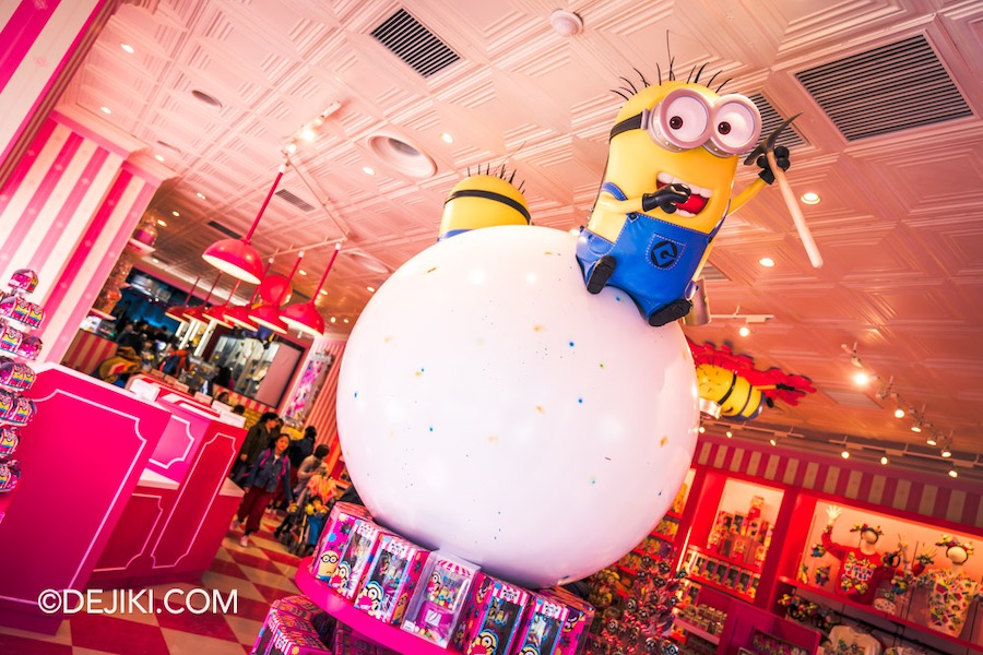 Universal Studios Japan Minion Park Marketplace Store Interior Sweet Surrender